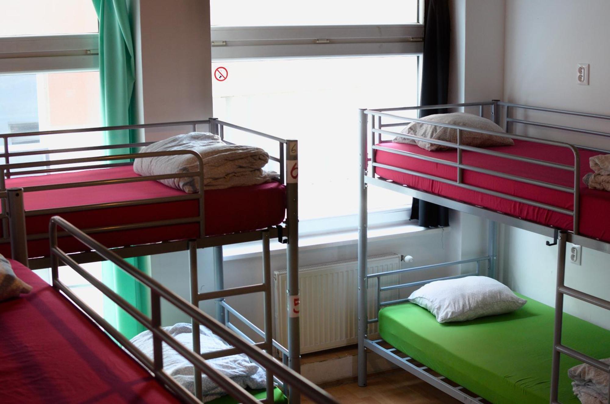Urban Elephants Hostel ブラチスラヴァ エクステリア 写真